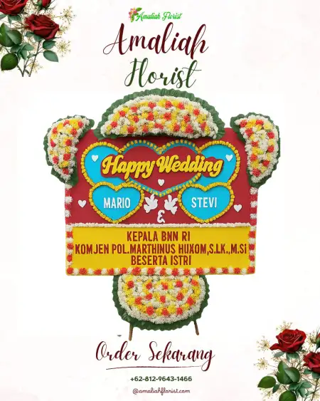 Papan Bunga Pernikahan Tumpukan